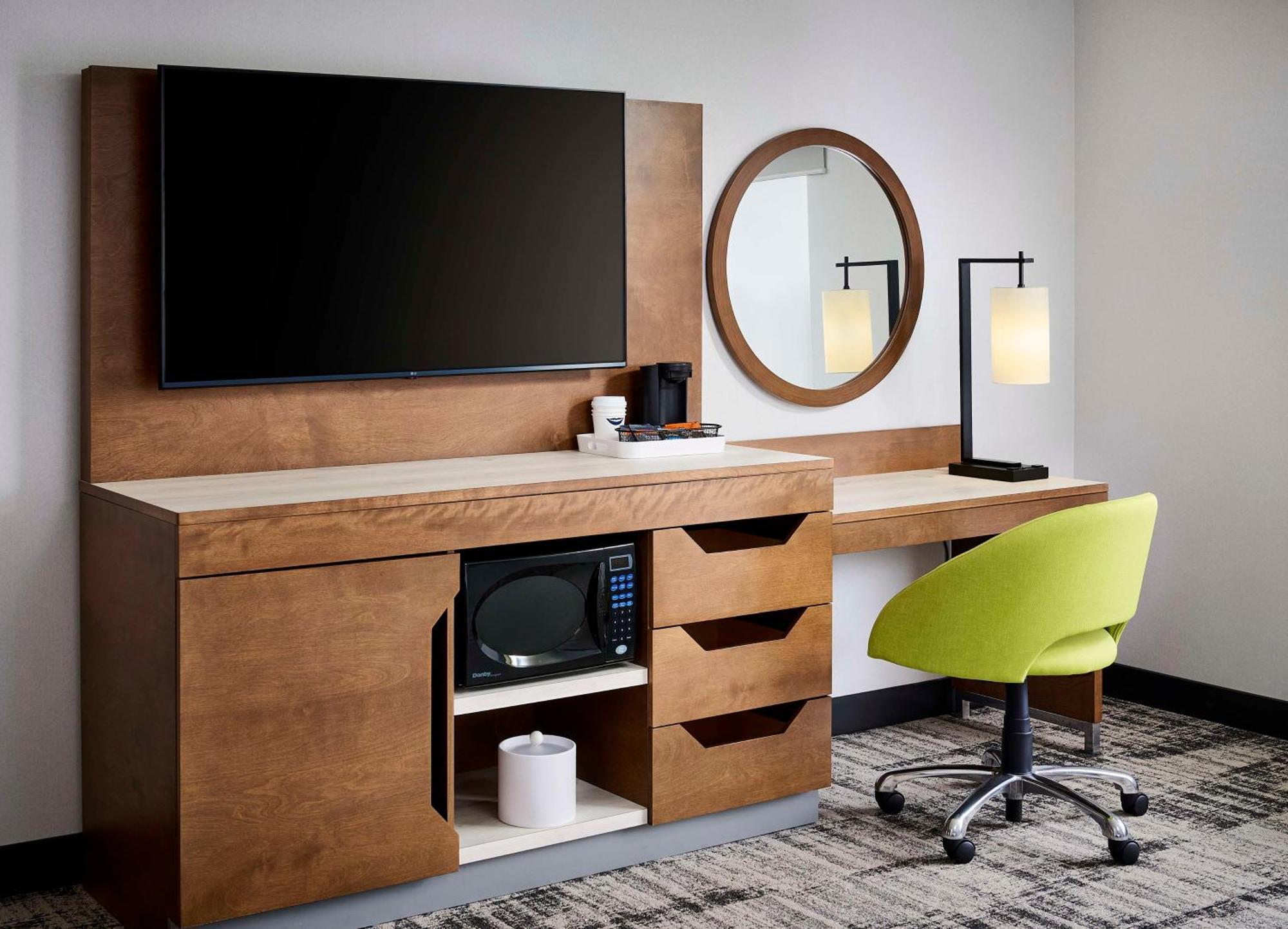 Hampton Inn & Suites By Hilton Γουίντσορ Εξωτερικό φωτογραφία